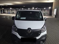 Weiß Gebraucht 2016 Renault Traffic Van / Kleinbus | 12.500 €