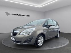 Grau Gebraucht 2011 Opel Meriva Van / Kleinbus | 4.000 € (Fairer Preis)