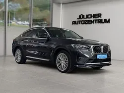 Grau Gebraucht 2022 BMW X4 Advantage SUV | 42.990 € (Fairer Preis)