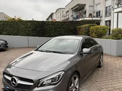 Grau Gebraucht 2018 Mercedes CLA200 Coupé | 20.800 € (Fairer Preis)