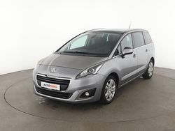 Grau Gebraucht 2015 Peugeot 5008 Allure Van / Kleinbus | 13.280 €