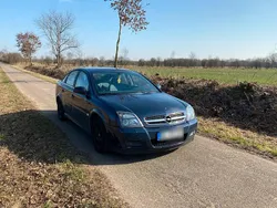 Blau Gebraucht 2002 Opel Vectra Limousine | 2.000 €