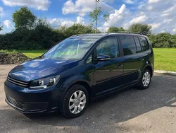 Blau Gebraucht 2011 VW Touran Style Van / Kleinbus | 5.750 € (Guter Preis)