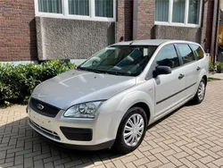 Silber Gebraucht 2007 Ford Focus Kombi | 2.350 € (Fairer Preis)