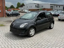 Schwarz Gebraucht 2011 Renault Twingo Authentique Kleinwagen | 2.699 € (Fairer Preis)