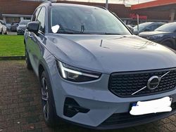 Grau Gebraucht 2024 Volvo XC40 Ultra SUV | 39.500 € (Etwas zu teuer)