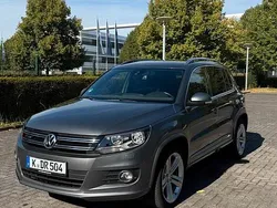 Grau Gebraucht 2016 VW Tiguan R-line SUV | 17.500 € (Superpreis)