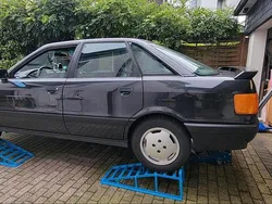 Schwarz Gebraucht 1991 Audi 80 Basis Limousine | 2.200 €