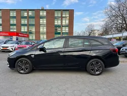 Schwarz Gebraucht 2019 Opel Astra Kombi | 12.980 € (Fairer Preis)