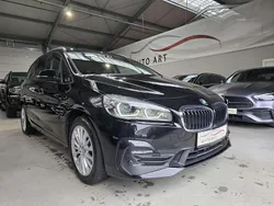 Schwarz ii Gebraucht 2020 BMW 220 Sport Line Van / Kleinbus | 25.800 € (Teuer)
