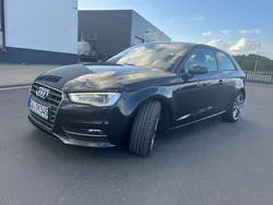 Schwarz Gebraucht 2014 Audi A3 Attraction Limousine | 9.200 € (Guter Preis)