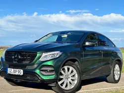 Blau Gebraucht 2016 Mercedes GLE350 SUV | 38.000 € (Etwas zu teuer)