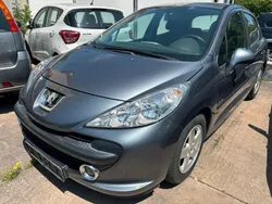 Grau Gebraucht 2008 Peugeot 207 Limousine | 1.599 € (Etwas zu teuer)