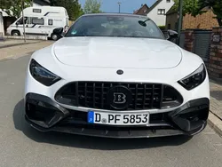 Weiß Gebraucht 2023 Mercedes SL43 AMG AMG Cabrio | 120.000 €