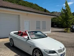 Weiß Gebraucht 2011 BMW 320 Cabriolet M Sport Cabrio | 13.700 € (Fairer Preis)