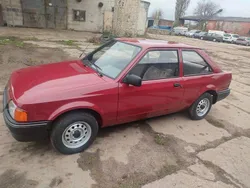 Rot Gebraucht 1986 Ford Escort | 6.200 €