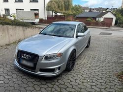 Silber Gebraucht 2005 Audi A4 Limousine | 13.900 €