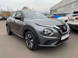 Grau Gebraucht 2024 Nissan Juke Acenta SUV | 19.790 € (Fairer Preis)