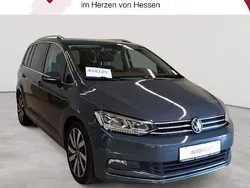 Delfingrau metallic Gebraucht 2022 VW Touran Highline Van / Kleinbus | 21.190 € (Guter Preis)