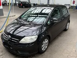 Schwarz Gebraucht 2006 VW Golf Plus Cross Comfortline Van / Kleinbus | 3.450 € (Etwas zu teuer)