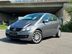 Silber Gebraucht 2009 Mercedes A160 Limousine | 3.900 €