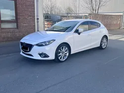 Weiß Gebraucht 2014 Mazda 3 Sports-Line Limousine | 10.000 € (Fairer Preis)