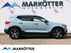 Blau Gebraucht 2019 Volvo XC40 Momentum SUV | 25.990 € (Teuer)