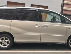 Silber Gebraucht 2000 Toyota Previa Van / Kleinbus | 10.000 €