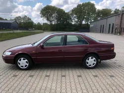 Rot Gebraucht 1999 Toyota Camry Limousine | 3.500 €
