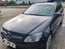 Schwarz Gebraucht 2010 Mercedes C220 Kombi | 7.200 €