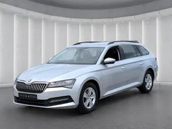 Brilliantsilber metallic Gebraucht 2022 Skoda Superb Kombi | 23.390 € (Guter Preis)