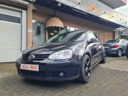 Black magic perleffekt Gebraucht 2006 VW Golf V Trendline Kleinwagen | 2.499 € (Guter Preis)