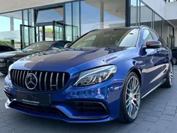 Brillantblau metallic Gebraucht 2018 Mercedes C63S AMG AMG Kombi | 47.890 € (Fairer Preis)