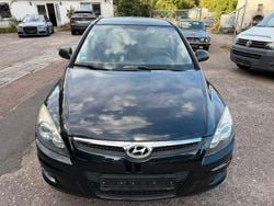 Schwarz Gebraucht 2009 Hyundai i30 Edition+ Limousine | 1.800 € (Superpreis)