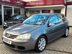 Grau Gebraucht 2005 VW Golf V Sportline Limousine | 2.500 € (Fairer Preis)