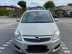 Andere farben Gebraucht 2009 Opel Zafira Van / Kleinbus | 4.000 €