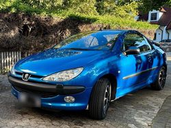 Blau Gebraucht 2002 Peugeot 206 CC Cabrio | 800 €