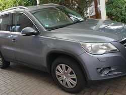 Grau Gebraucht 2009 VW Tiguan Trendline SUV | 4.689 € (Guter Preis)