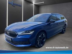 Cobalt blau metallic Neu 2025 Skoda Superb Kombi | 52.980 € (Fairer Preis)