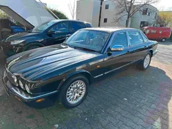 Schwarz Gebraucht 2000 Jaguar XJ8 Limousine | 7.950 € (Guter Preis)