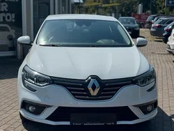 Weiß Gebraucht 2016 Renault Mégane III Intens Kleinwagen | 8.790 € (Fairer Preis)