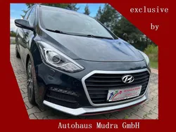 Schwarz Gebraucht 2016 Hyundai i30 Turbo Limousine | 13.999 € (Fairer Preis)
