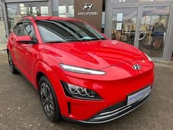Rot Gebraucht 2023 Hyundai Kona Trend SUV | 19.980 € (Guter Preis)