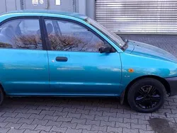Grau Gebraucht 1991 Mazda 121 Limousine | 4.500 €