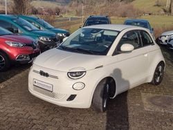 Weiß Gebraucht 2023 Fiat 500e Icon | 18.490 € (Guter Preis)