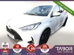 Weiss Gebraucht 2021 Toyota Yaris Hybrid Team Kleinwagen | 17.388 € (Guter Preis)