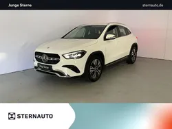 Unilack polarweiß Gebraucht 2024 Mercedes GLA220 Progressive SUV | 40.980 € (Guter Preis)