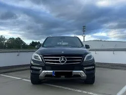 Schwarz Gebraucht 2012 Mercedes ML350 SUV | 12.900 € (Guter Preis)