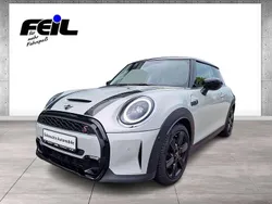 White silver metallic Gebraucht 2021 Mini Cooper S Classic Kleinwagen | 25.390 € (Fairer Preis)