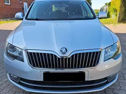 Gebraucht 2013 Skoda Superb Elegance Kombi | 8.899 € (Etwas zu teuer)